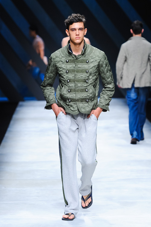 エルマンノ シェルヴィーノ(ERMANNO SCERVINO) 2016年春夏メンズコレクション  - 写真40