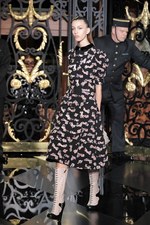 マーク・ジェイコブスが誘い込む、濃密でシークレットな世界　ルイヴィトン(LOUIS VUITTON)、2011-2012年秋冬コレクション｜写真37