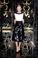 マーク・ジェイコブスが誘い込む、濃密でシークレットな世界　ルイヴィトン(LOUIS VUITTON)、2011-2012年秋冬コレクション｜写真48