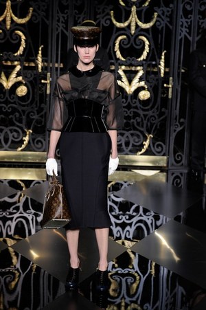 ルイ・ヴィトン(LOUIS VUITTON) 2011-12年秋冬ウィメンズコレクション  - 写真4