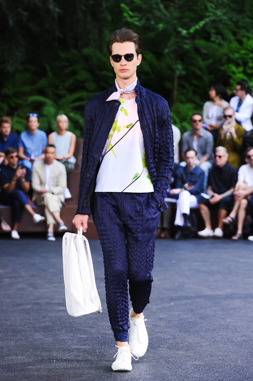 イッセイミヤケメン ISSEYMIYAKEMEN BUILD WRAPPANTS TYPE-S BASICS – isseymiyake.com