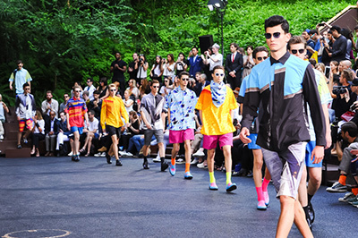 2016年春夏パリコレクション｜イッセイ ミヤケ メン 2016年春夏メンズコレクション - 視点を変えることで見える都市の自然