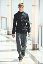 カラー(kolor) 2016年春夏メンズコレクション - 戦争に行けない戦闘服｜写真37