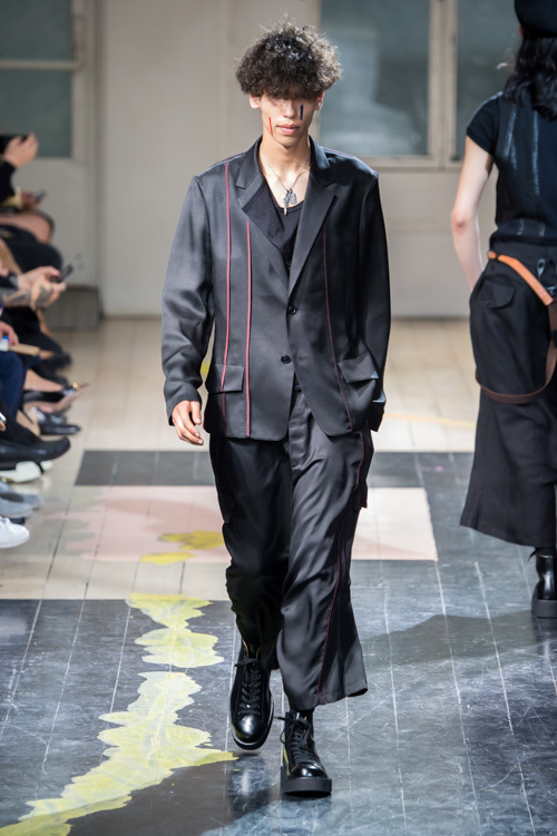 ヨウジヤマモト(Yohji Yamamoto) 2016年春夏メンズコレクション  - 写真16