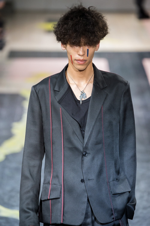 ヨウジヤマモト(Yohji Yamamoto) 2016年春夏メンズコレクション