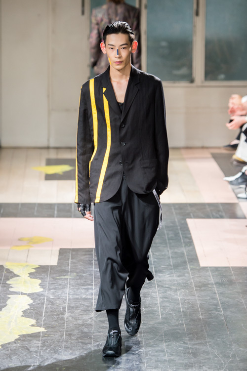 ヨウジヤマモト(Yohji Yamamoto) 2016年春夏メンズコレクション シルエット - 写真32