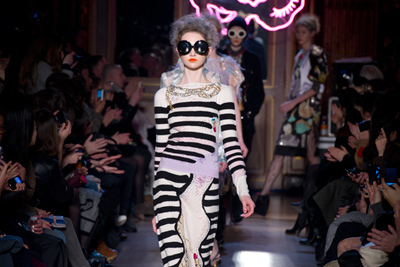 ツモリチサト(TSUMORI CHISATO)、2011-2012年秋冬コレクション