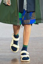 sacai 2016年春夏メンズコレクション - 自由な発想が生む、ハイブリットスタイル｜写真18