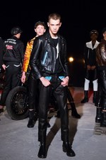クリスチャン ダダ 2016年春夏コレクション - 若きバイク乗りの無骨さとピュアさ｜写真30