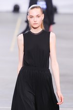 Y-3 2016年春夏コレクション - 3本線への回帰と進化｜写真8