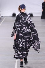 Y-3 2016年春夏コレクション - 3本線への回帰と進化｜写真108