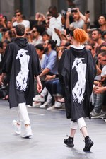 Y-3 2016年春夏コレクション - 3本線への回帰と進化｜写真112