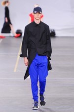 Y-3 2016年春夏コレクション - 3本線への回帰と進化｜写真19