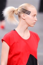 Y-3 2016年春夏コレクション - 3本線への回帰と進化｜写真23