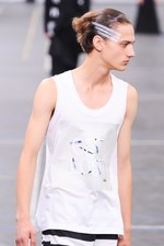 Y-3 2016年春夏コレクション - 3本線への回帰と進化｜写真41