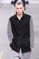 Y-3 2016年春夏コレクション - 3本線への回帰と進化｜写真47