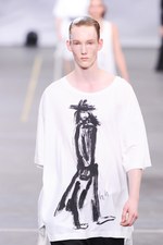 Y-3 2016年春夏コレクション - 3本線への回帰と進化｜写真67