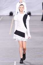 Y-3 2016年春夏コレクション - 3本線への回帰と進化｜写真72