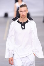 Y-3 2016年春夏コレクション - 3本線への回帰と進化｜写真78