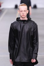 Y-3 2016年春夏コレクション - 3本線への回帰と進化｜写真84