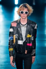 サンローラン 2016年春夏メンズコレクション - 西海岸グランジロックの歴史｜写真2