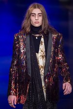 サンローラン 2016年春夏メンズコレクション - 西海岸グランジロックの歴史｜写真119