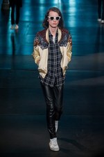サンローラン 2016年春夏メンズコレクション - 西海岸グランジロックの歴史｜写真138