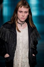 サンローラン 2016年春夏メンズコレクション - 西海岸グランジロックの歴史｜写真143