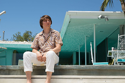 エリザベス・バンクス｜映画「ラブ＆マーシー」ザ・ビーチ・ボーイズ、ブライアン・ウィルソン衝撃の半生を描く