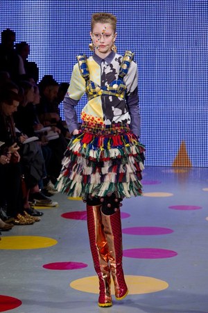 ルイーズ グレイ(LOUISE GRAY) 2011-12年秋冬ウィメンズコレクション  - 写真9