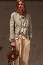 クロエ 2016年リゾートコレクション - 繊細なクロエガールが奏でる、70'sフォークロック｜写真18