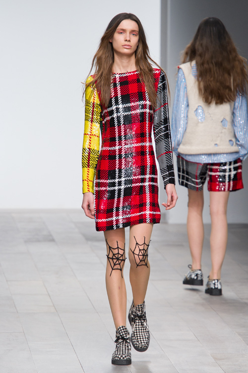 アシシュ 2011-12年秋冬<span>コレクション</span> - 写真3