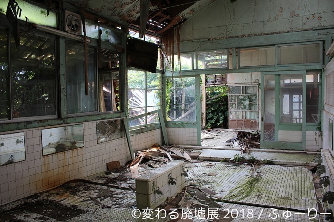 「変わる廃墟展」静岡パルコで開催 - "美しい廃墟"収めた写真や動画、限定グッズ｜写真10