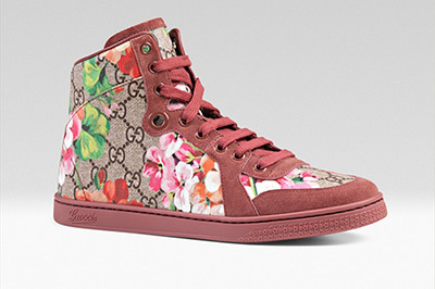 グッチから「GG BLOOMS」コレクション登場 - ゼラニウムプリントのシューズ＆バックパック
