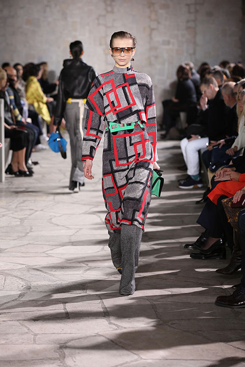 ロエベ、レスリー・キーによる「ライブ シューティングイベント」に一般客を招待 | 写真