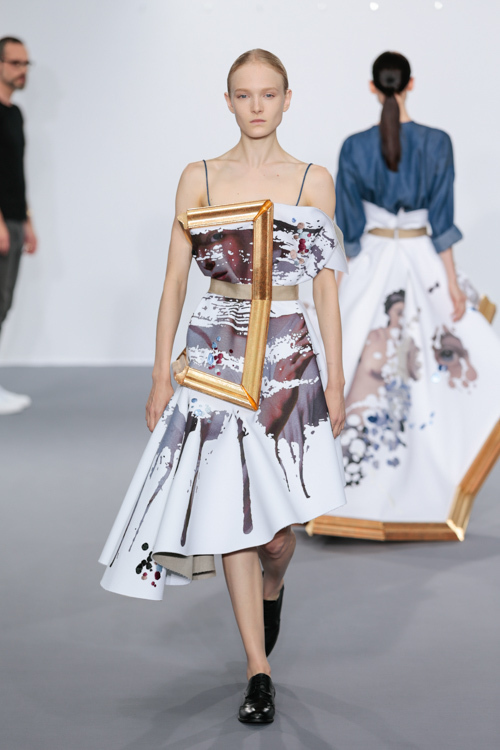 ヴィクター＆ロルフ オートクチュール(VIKTOR & ROLF Haute Couture) 2015-16年秋冬ウィメンズコレクション シルエット - 写真17