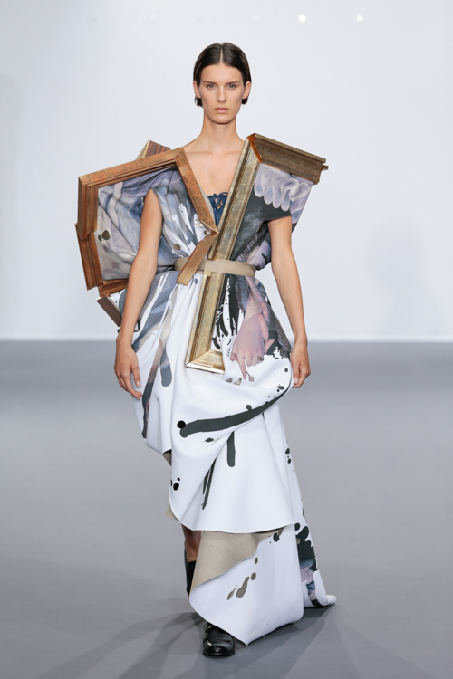 ヴィクター＆ロルフ オートクチュール(VIKTOR & ROLF Haute Couture) 2015-16年秋冬ウィメンズコレクション  - 写真50