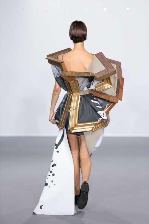 ヴィクター＆ロルフ オートクチュール(VIKTOR & ROLF Haute Couture) 2015-16年秋冬ウィメンズコレクション ディテール - 写真20