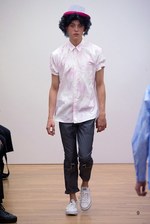 コム デ ギャルソン・シャツ 2016年春夏コレクション - 穴から生まれる新たな表情｜写真27