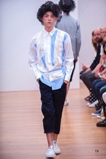 コム デ ギャルソン・シャツ 2016年春夏コレクション - 穴から生まれる新たな表情｜写真37