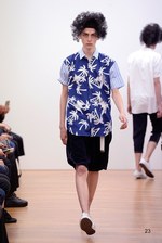 コム デ ギャルソン・シャツ 2016年春夏コレクション - 穴から生まれる新たな表情｜写真41