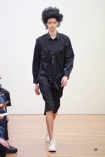 コム デ ギャルソン・シャツ 2016年春夏コレクション - 穴から生まれる新たな表情｜写真54