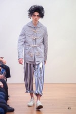 コム デ ギャルソン・シャツ 2016年春夏コレクション - 穴から生まれる新たな表情｜写真61