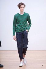 コム デ ギャルソン・シャツ 2016年春夏コレクション - 穴から生まれる新たな表情｜写真8