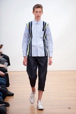 コム デ ギャルソン・シャツ 2016年春夏コレクション - 穴から生まれる新たな表情｜写真11