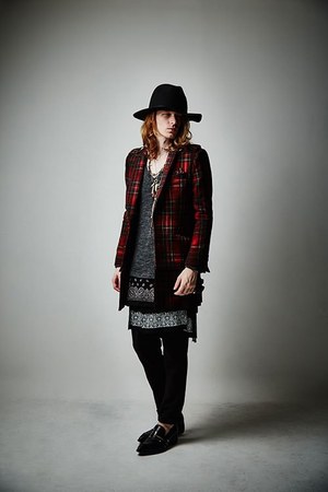 ロエン プロデュースド バイ ヒロムタカハラ(Roen Produced by HIROMUTAKAHARA) 2015-16年秋冬メンズコレクション  - 写真9