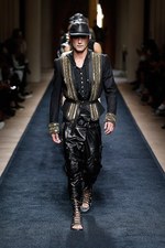 バルマン オム 2016年春夏メンズコレクション - 開拓に向け、自分を脱ぎ捨てない冒険心を｜写真56