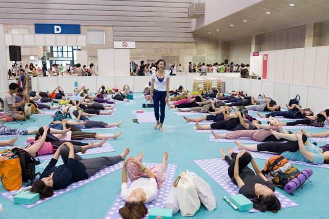 アジア最大級「ヨガフェスタ横浜2015」、"世界の朝ごはん"など多数企画も｜写真3