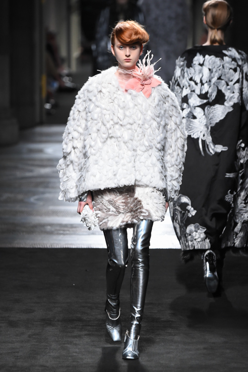 フェンディ(FENDI) 2015-16年秋冬ウィメンズコレクション  - 写真48