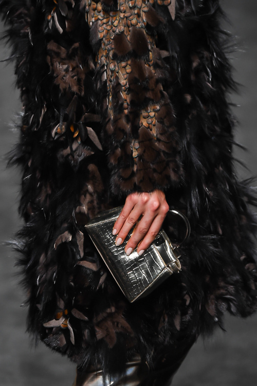 フェンディ(FENDI) 2015-16年秋冬ウィメンズコレクション ディテール - 写真32